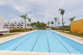 Jacuzzi Home, Holidays